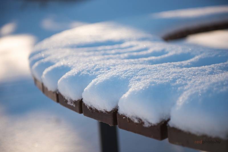 Téli Balaton egy félsziget körül