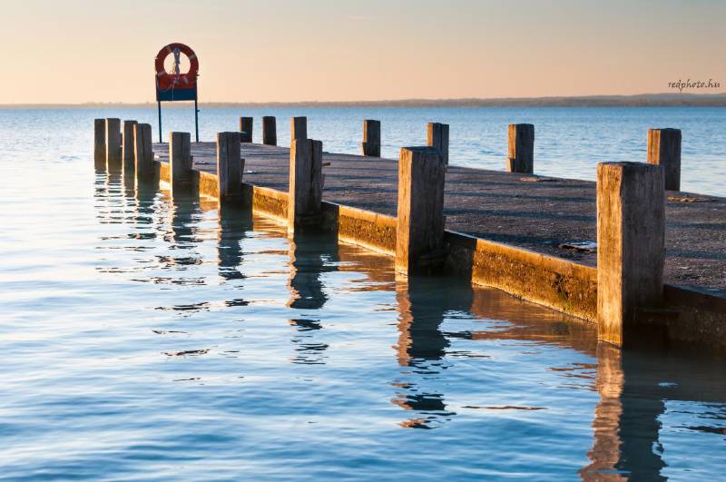 Napfelkelte a Balatonnál