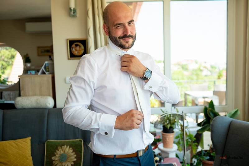 Amikor a násznép ünnepelni jön