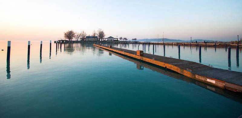 Balatonfüred reggeli fényben